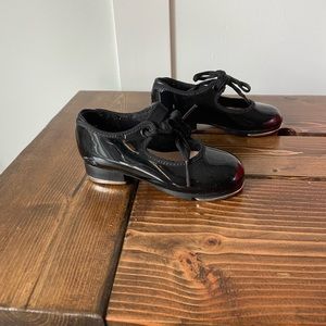 Capezio Jr Tyette Tap Shoes